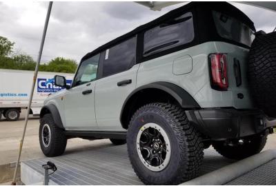 Ford Bronco V6 Is Heavier On Gas Than Jeep Wrangler