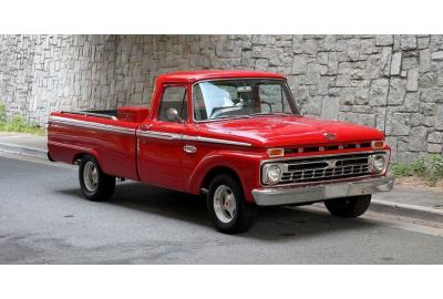 15 Weird Facts About Pickup Trucks In The ‘60s And ‘70s