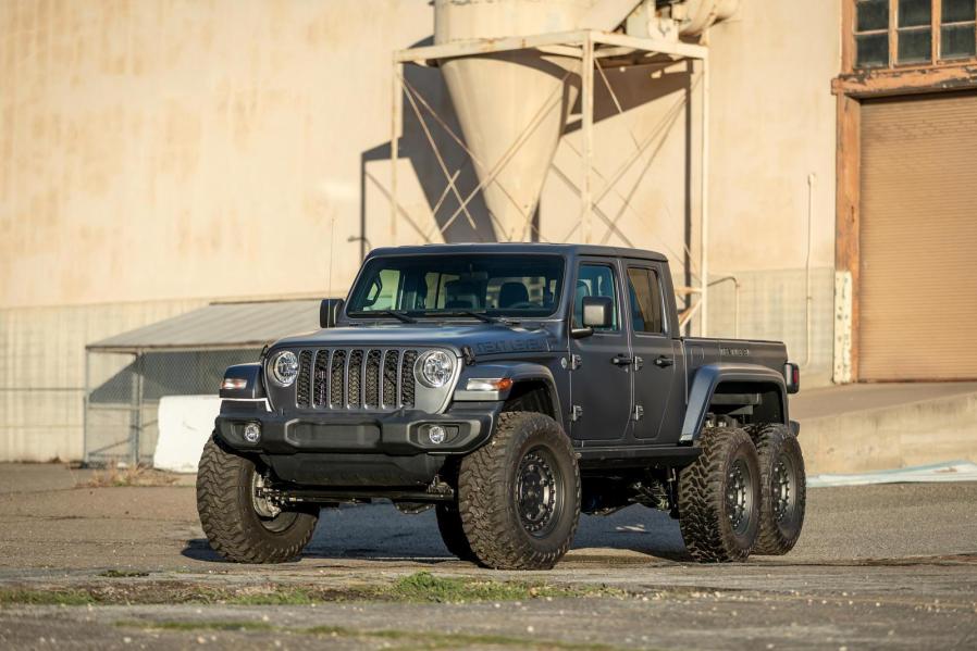 Jeep Gladiator 6x6 Unveiled With $145,000 Price Tag