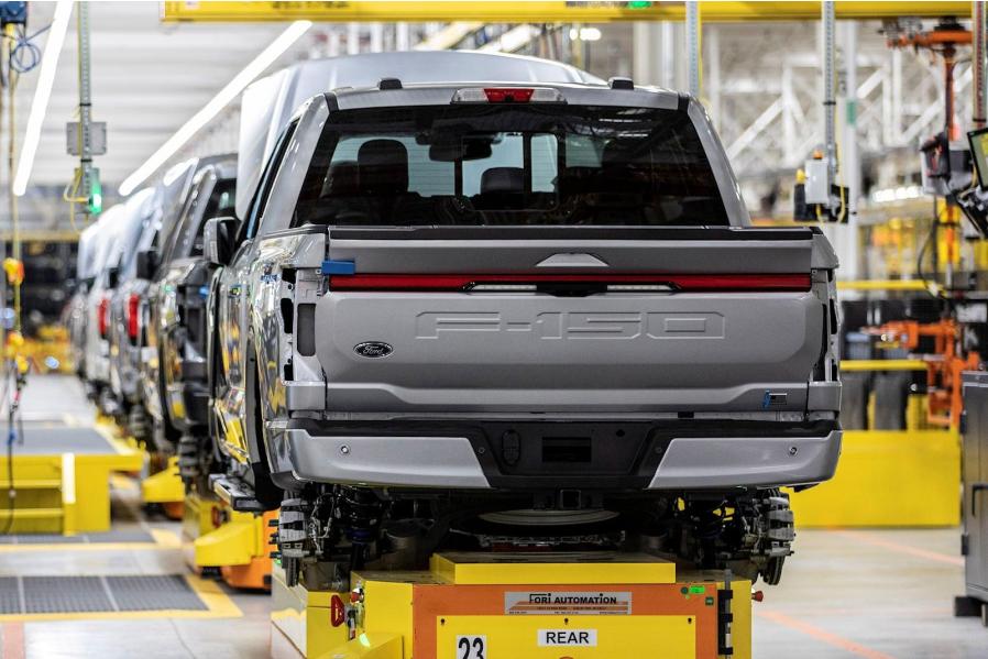 Official: Ford DOUBLES F-150 Lightning Production