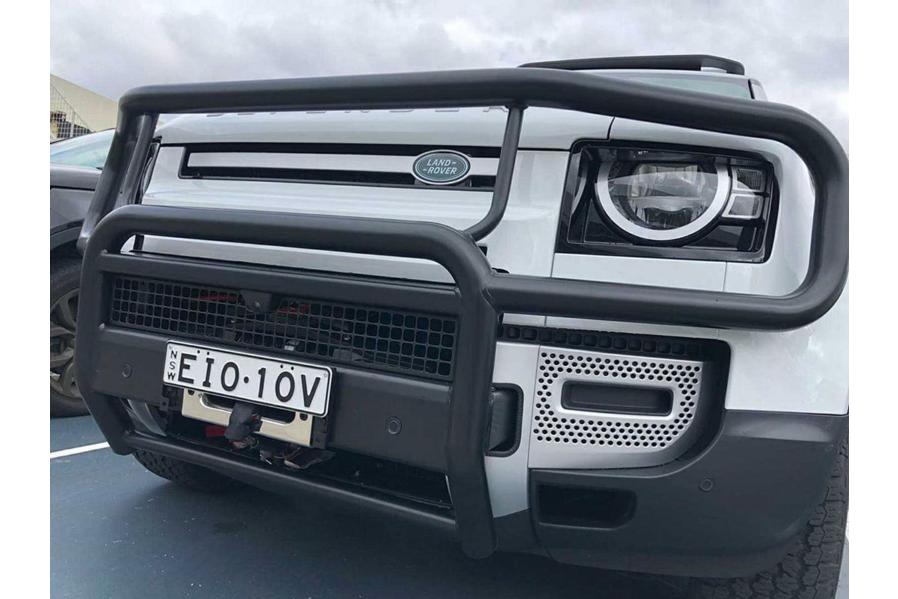 Hardcore Land Rover Defender Comes To Life