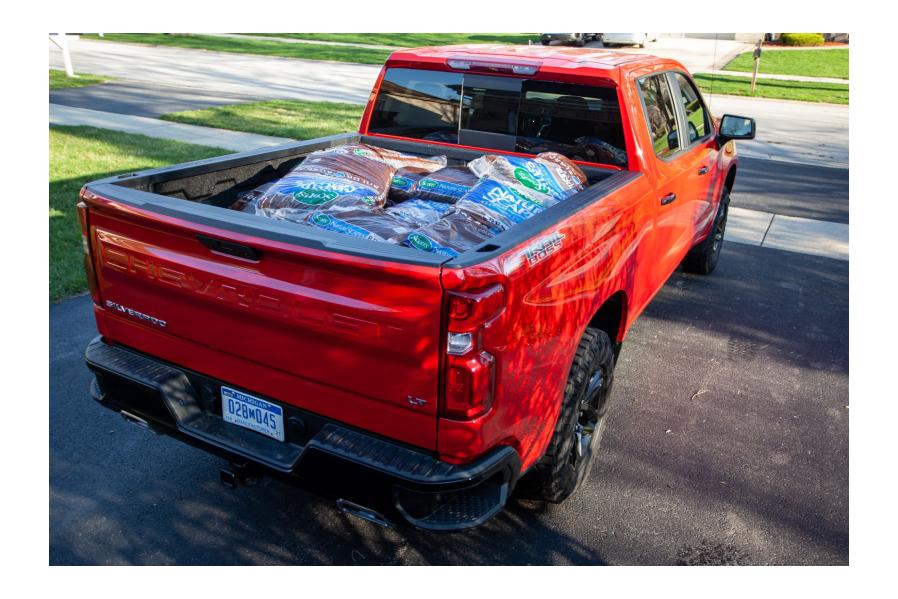 Here’s What the 2020 Chevrolet Silverado Looks Like With 30 Bags of Mulch in Its Bed