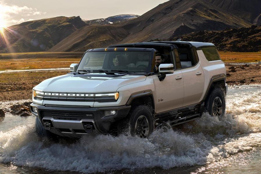 Big Oil Has A New Ally In Keeping Combustion Engines Alive