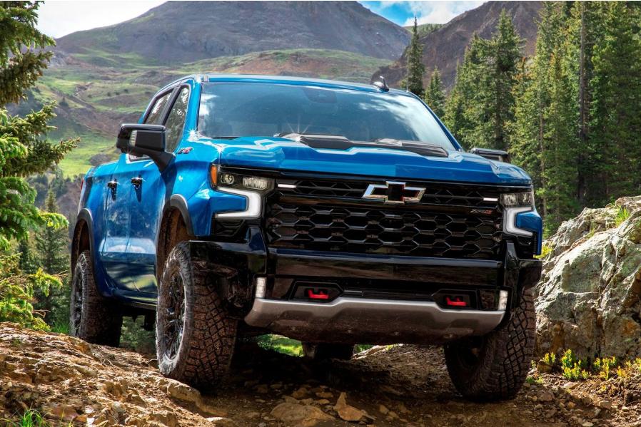 Trucks And SUVs Continue To Dominate America