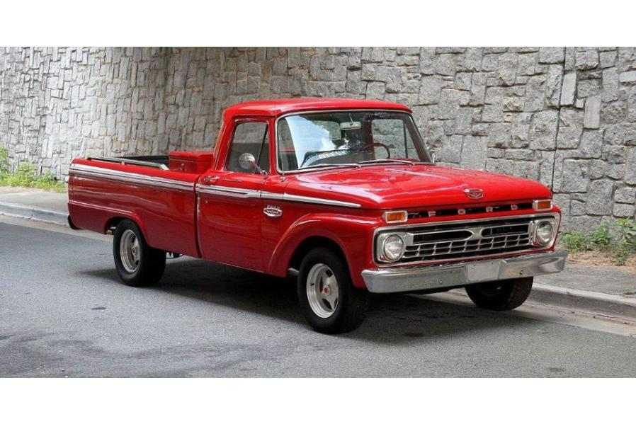 15 Weird Facts About Pickup Trucks In The ‘60s And ‘70s