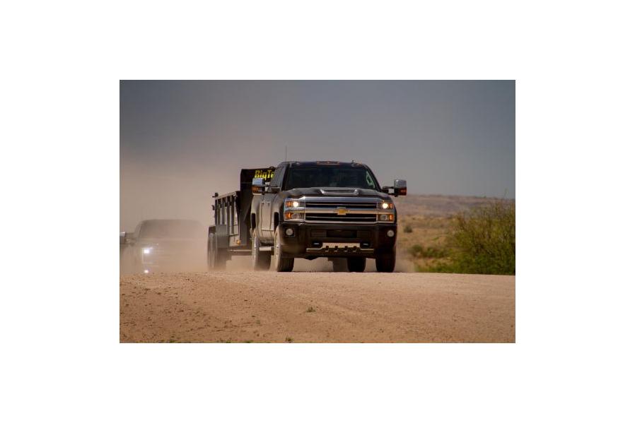 Pickup Trucks 101: Towing Tips for Beginners