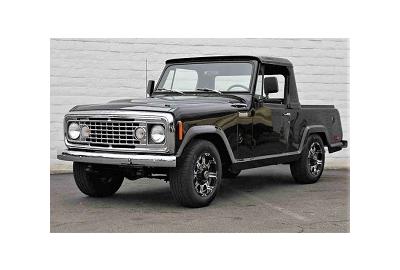 Black-on-black Jeep Commando custom 4X4 pickup