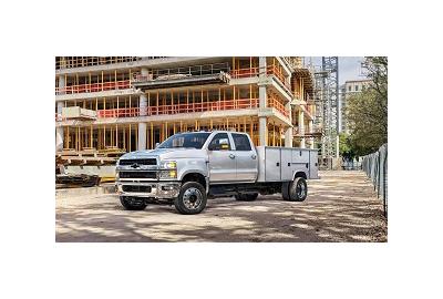 Chevy Debuts Gigantic Silverados At The Work Truck Show