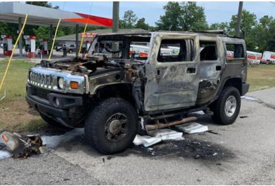 Hummer H2 Bursts Into Flames Carrying Four Cans Of Gas