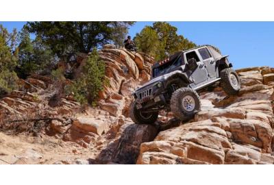 Trail Spotting – Safer Off-Roading For You and Your Truck!