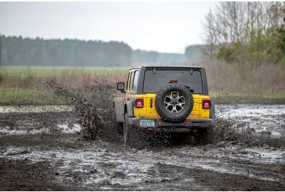 2020 Jeep Wrangler Rubicon vs. 2020 Toyota RAV4 TRD: Crossover Torture Test