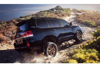 Review: The 2021 Toyota Land Cruiser Heritage Edition Is A Rugged Nod To A Bygone Age