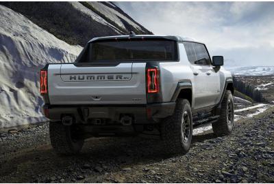 GMC Hummer EV Pickup Is MUCH Heavier Than We Thought