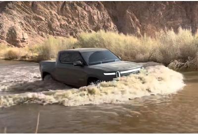Watch A Rivian R1T Truck Effortlessly Dominate A Water Crossing
