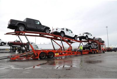 Jeep Starts Shipping the New Gladiator Out To U.S. Dealers (News)