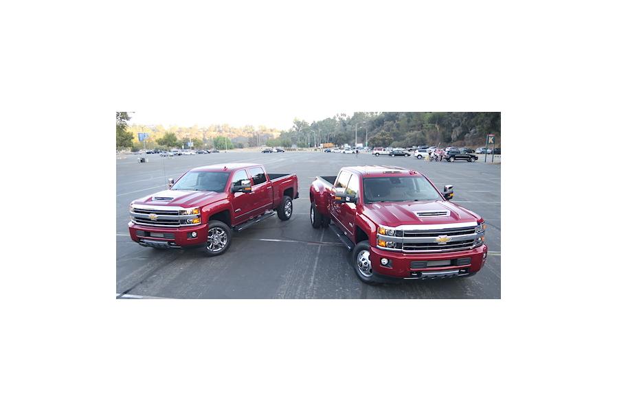 Pickup Trucks 101: How Do SRW 2500s and 3500s Differ?