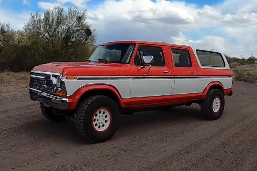 This Old-School Ford Bronco Is Actually A Supercharged F-150 Raptor