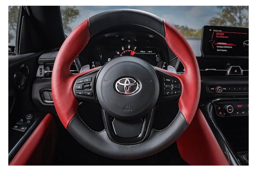 Toyota's New Inflatable Steering Wheel Could Save Lives