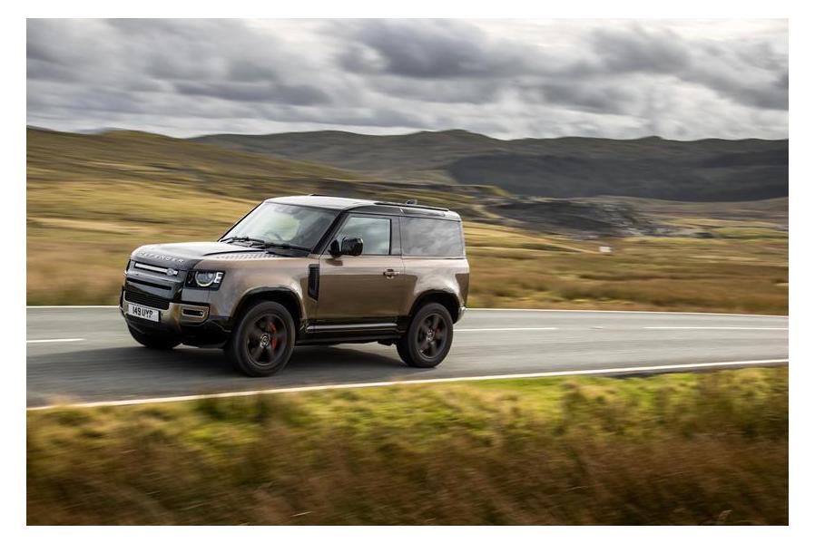 Land Rover Develops Hydrogen-Powered Defender