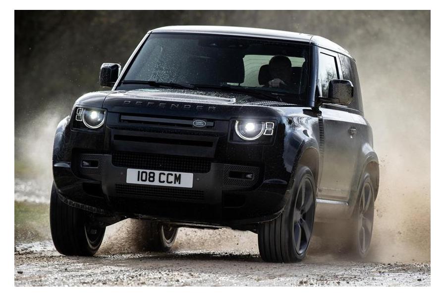 New Range-Topping 600-HP Land Rover Defender SVR Is Coming