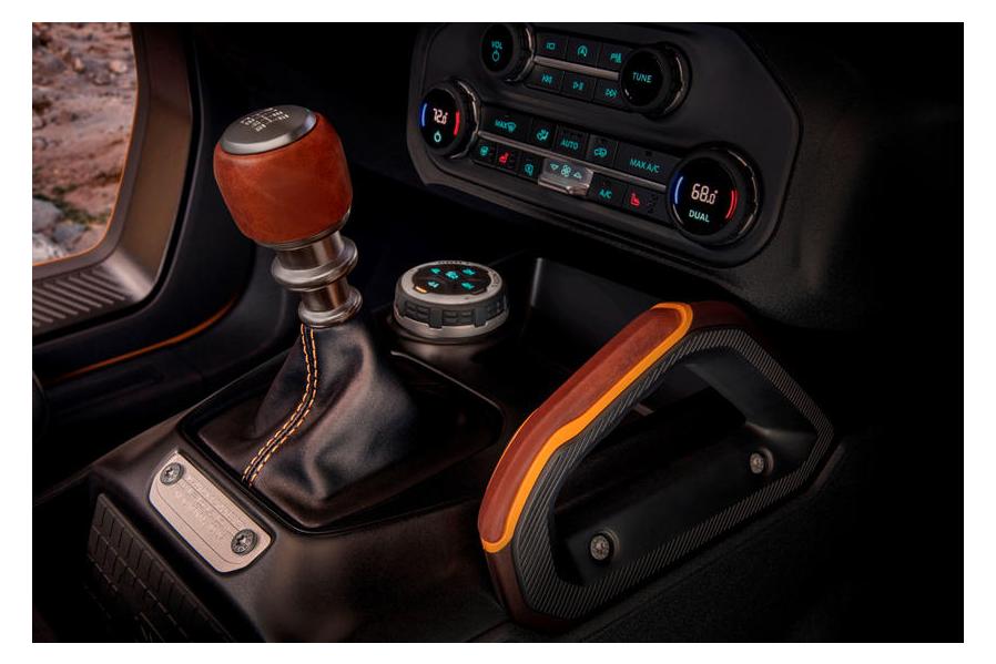 Official: Ford Bronco Sasquatch Package Will Now Offer A Manual
