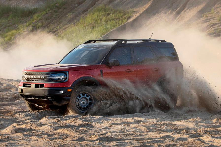 Jeep Has A Ford Bronco Sport Problem