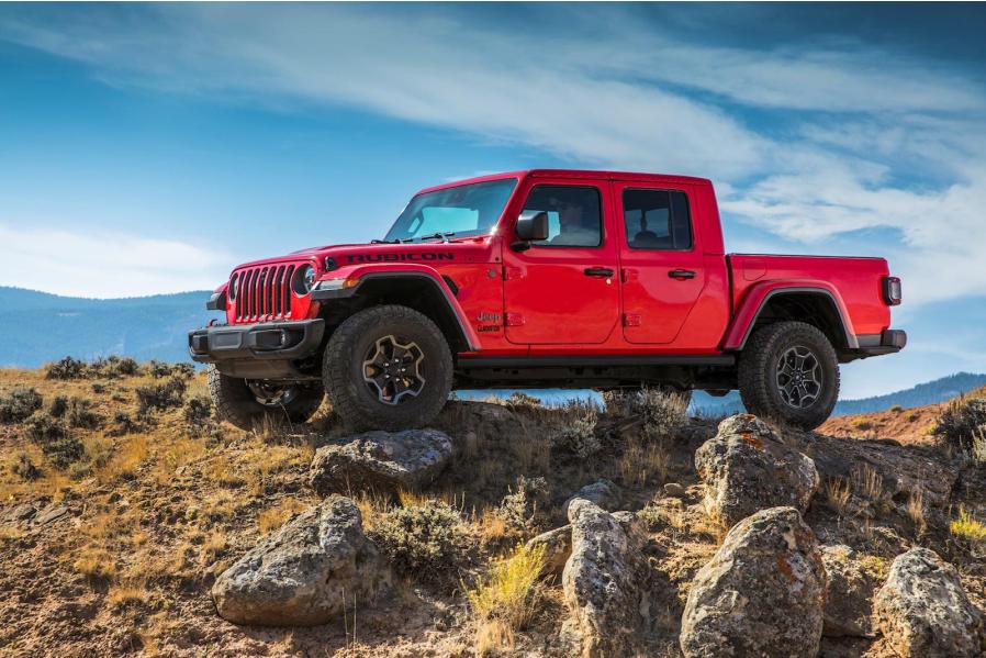 Don't Expect To See The Electric Jeep Gladiator Anytime Soon