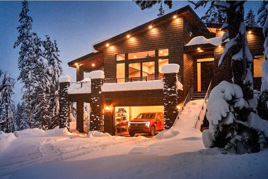 Ford F-150 Lightning Can Power Your Home For Ten Days