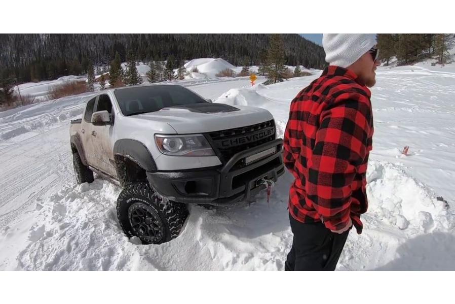 16 Pickup Trucks That Are Hot Garbage Off-Road