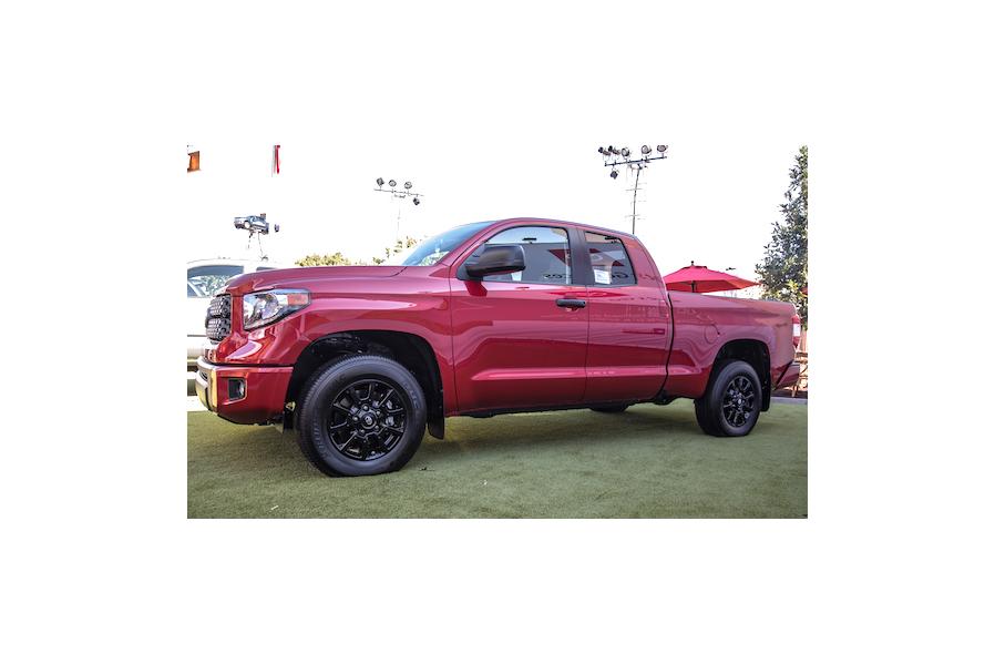 2019 Toyota Tundra SX Photo Gallery: Value-Driven Style