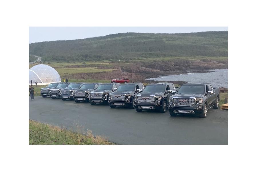 What is the Best Base V8 Engine in a Half-ton Pickup Truck?