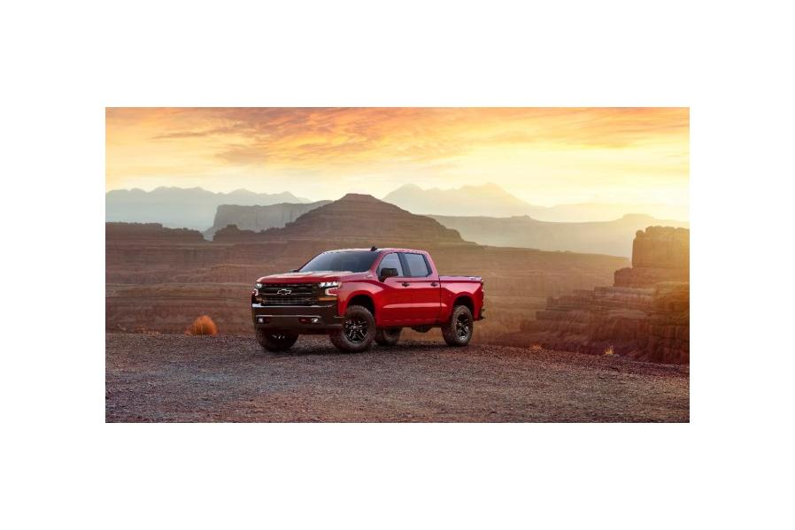 Chevrolet Will Start Delivering 2019 Silverado Crew Cab Models This Month