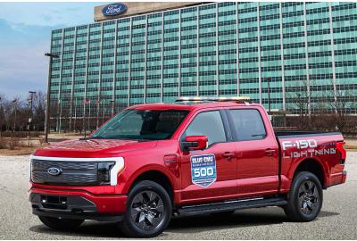 Ford F-150 Lightning Pace Car Set To Thrill NASCAR Fans