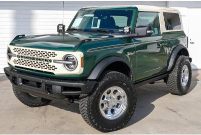 Custom Ford Bronco Badlands Is A Perfect Mix Of Old And New