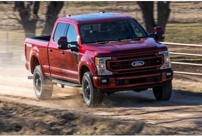 2022 Ford Super Duty Smashes Chevrolet's Towing Claims