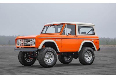 This Old Ford Bronco Will Make Your Neighbor's Ferrari Look Cheap