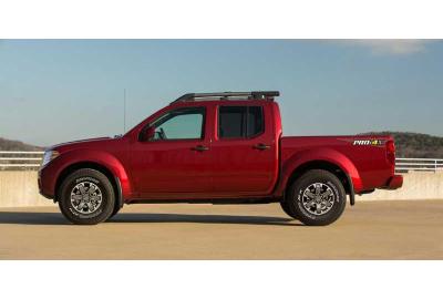 Review: 2020 Nissan Frontier Packs New Powertrain, Wait for 2021 Model