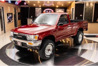 Absolutely Perfect 1991 Toyota Pickup Has A Crazy Price Tag