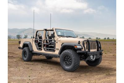 These Jeep Gladiator XMT Concept Trucks by AM General are Battlefield Ready