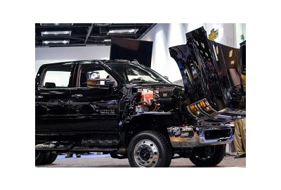 Growing List of Heavy-Duty Trucks to Get New GM V8 Engine