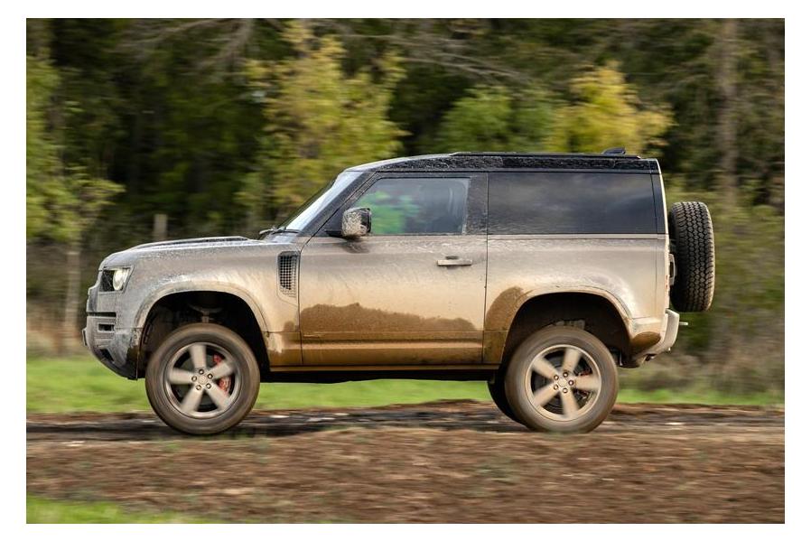 Wait Times For The Land Rover Defender Are About To Get Longer