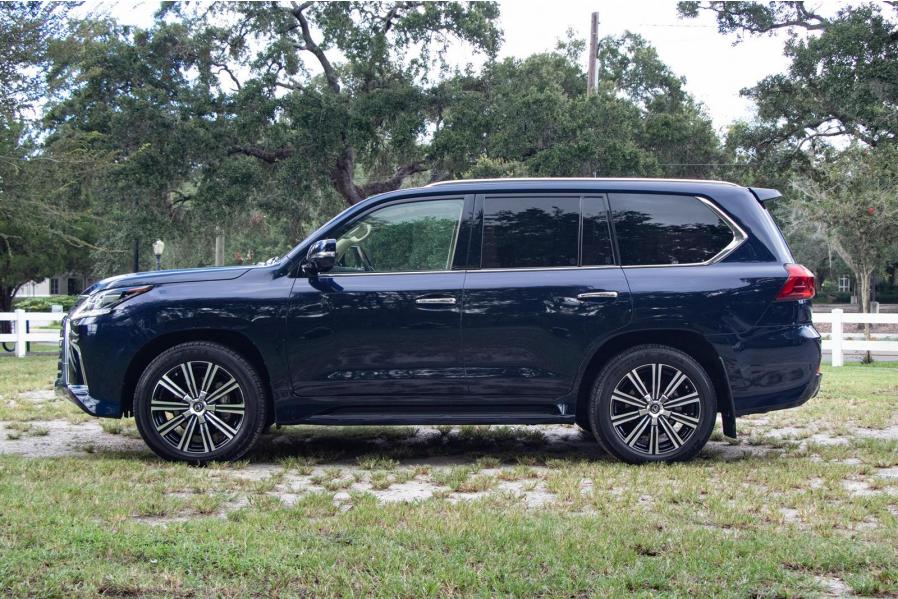 Our Best Look Yet At The New Toyota Land Cruiser