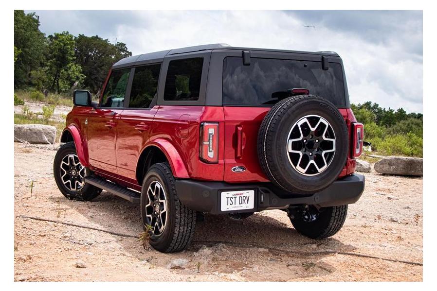 A Refreshed Bronco Could Arrive Sooner Than Expected