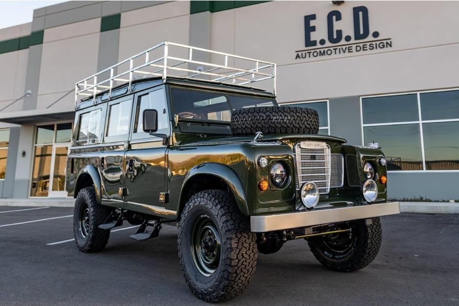 This Restored Series 3 Land Rover Has Corvette Guts