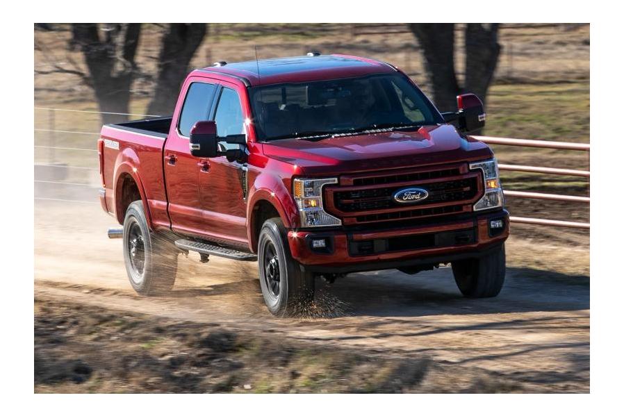 2022 Ford Super Duty Builds on 2020 Redesign With New Tech, Style Upgrades