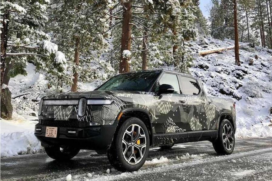 Rivian Wants To Offer Wraps From The Factory