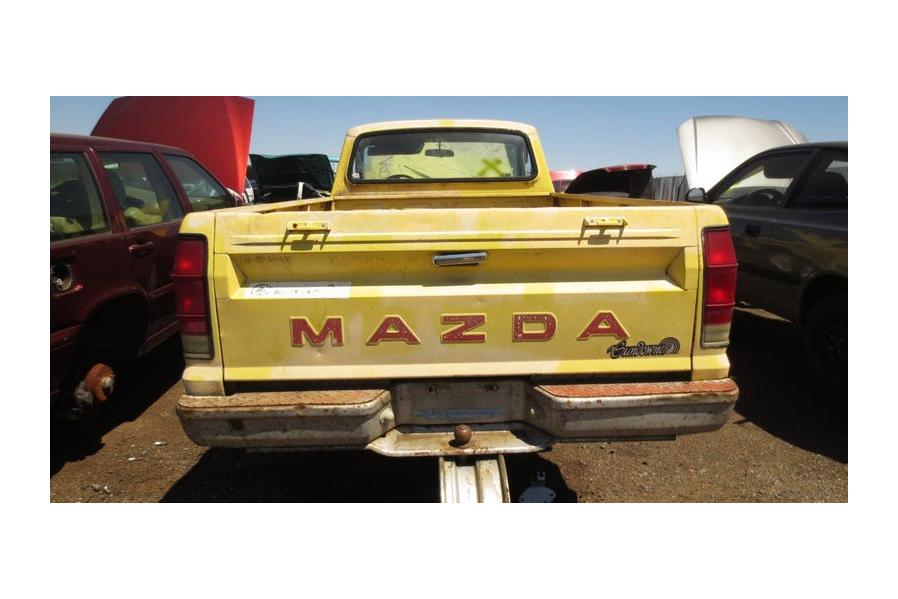 15 Pickup Trucks Built To Last 15 Years (And 5 Built To Crumble)