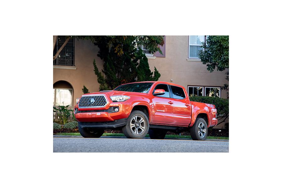 2018 Toyota Tacoma Photo Gallery: Stalwart Mid-Sizer Offers Lots of Choices
