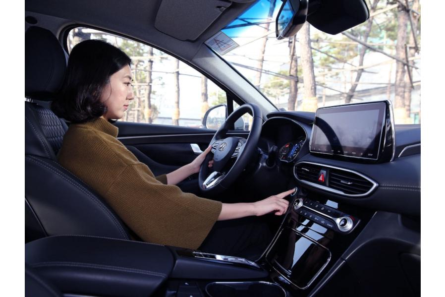 Cellphone Owners Cringe as Hyundai Debuts Keyless Fingerprint Technology