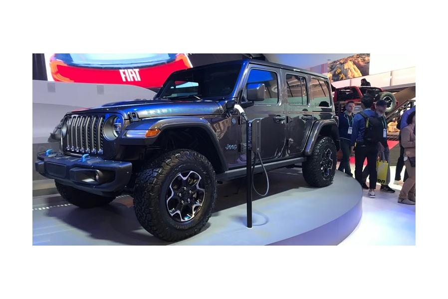 Jeep Shows Wrangler, Renegade, and Compass 4xe Plug-In Hybrids at CES